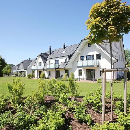 strandnahe FeWo mit Terrasse, gratis Nutzung vom AHOI Erlebnisbad und Sauna in Sellin - Rex Rugia FeWo 11-2 Lobbe