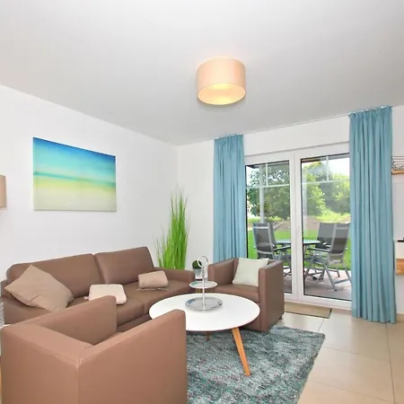 Rex Rugia: Beachside With Terrace And Access * Lobbe