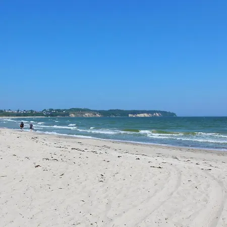 Apartment strandnahe FeWo mit Terrasse, gratis Nutzung vom AHOI Erlebnisbad und Sauna in Sellin - Rex Rugia FeWo 11-2 *